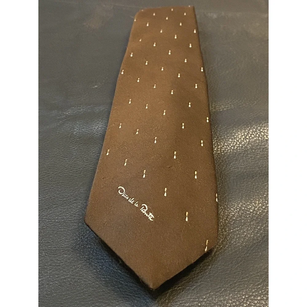 Oscar De La Renta Vintage Men's Tie Brown Dots Polyester Silk Blend